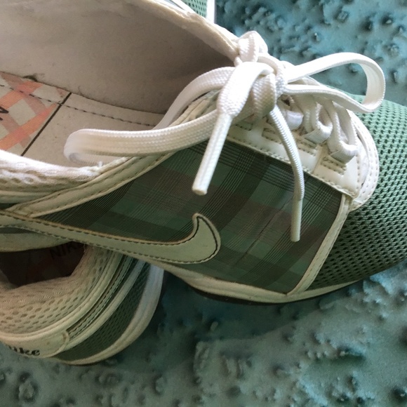 Ladies golf shoes - Picture 2 of 4